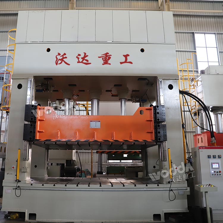 350噸框架式液壓機(jī).jpg
