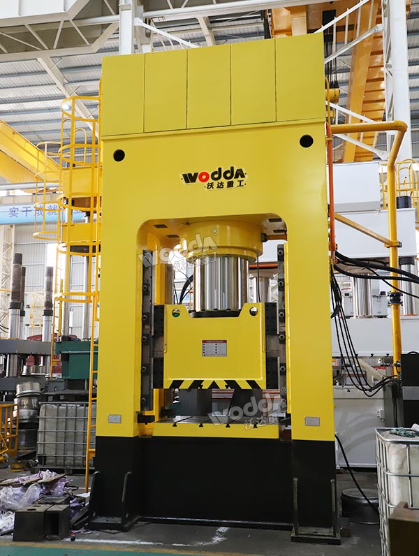 1000噸框架式液壓機(jī).jpg